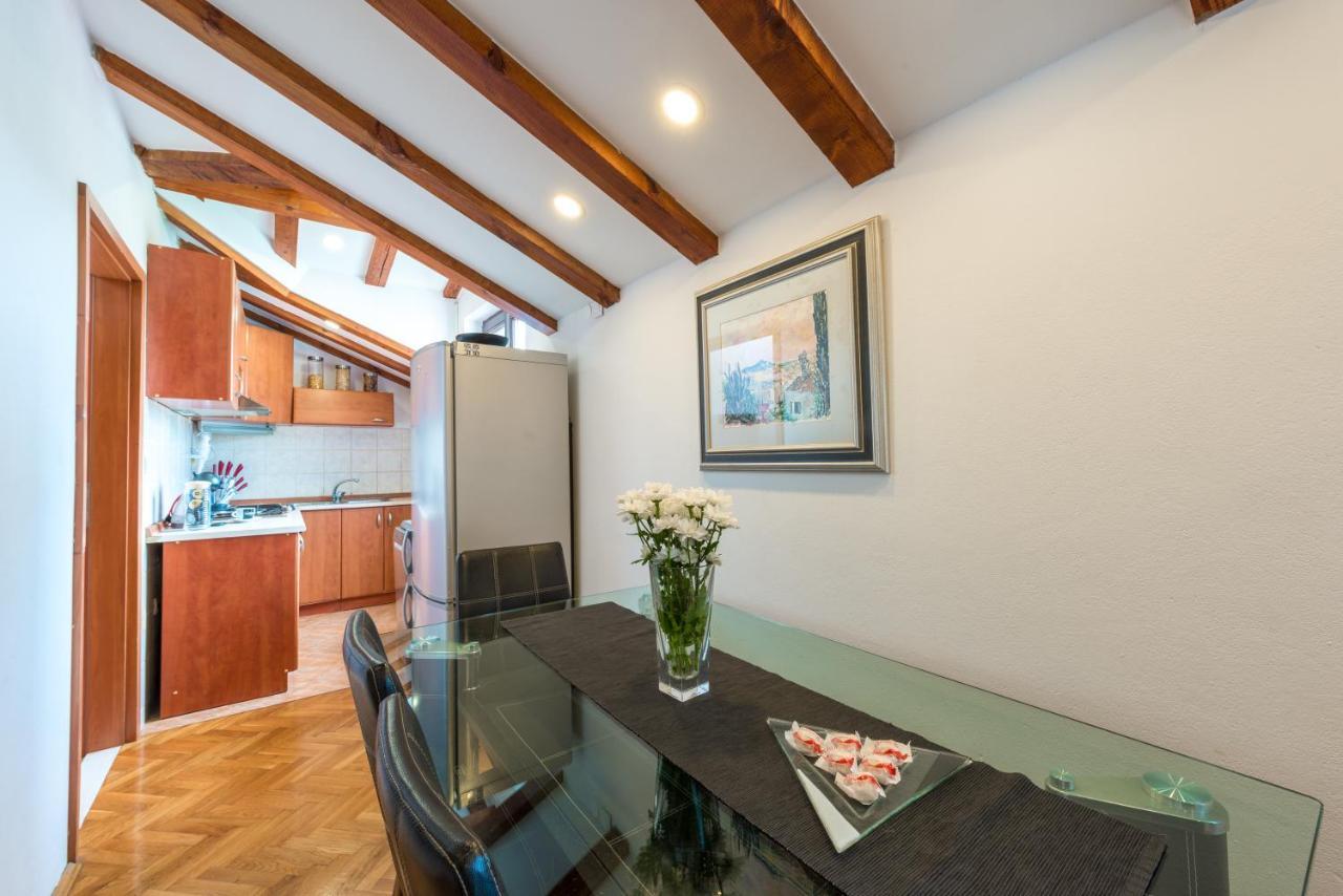 Beach Lapad Apartment Villa Tolja 杜布罗夫尼克 外观 照片