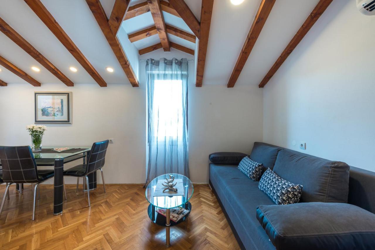 Beach Lapad Apartment Villa Tolja 杜布罗夫尼克 外观 照片