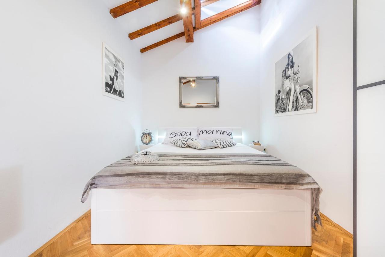 Beach Lapad Apartment Villa Tolja 杜布罗夫尼克 外观 照片