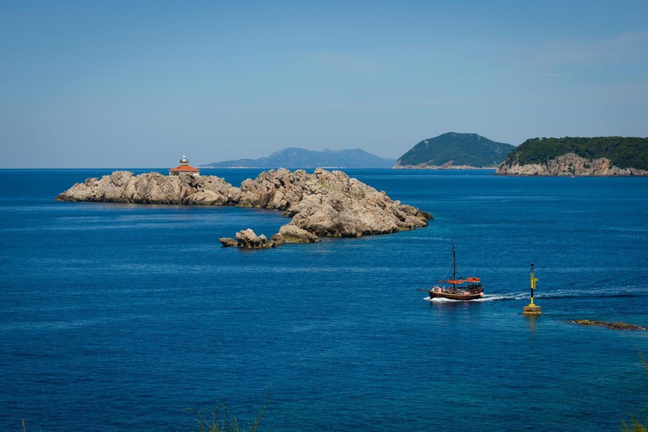 Beach Lapad Apartment Villa Tolja 杜布罗夫尼克 外观 照片